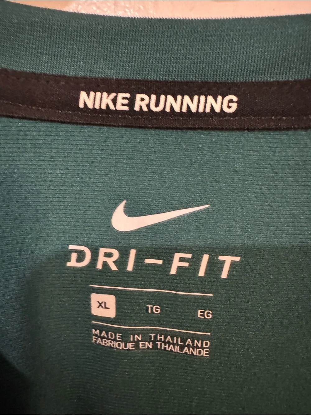 Nike Flash Miler Dri-FIT Men XL Green Reflective Long Sleeve Running Shirt